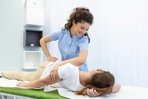 How Sports Chiropractic Helps Athletes Improve Mobility and Recovery