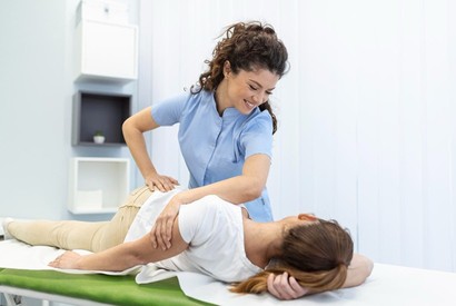 How Sports Chiropractic Helps Athletes Improve Mobility and Recovery
